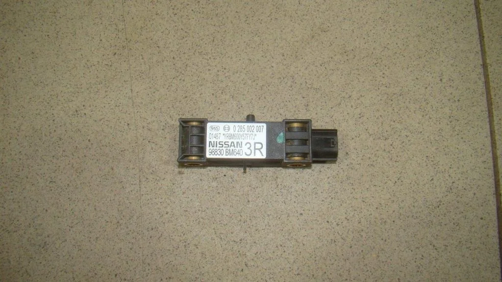 Датчик air bag Nissan Almera 2000 N16