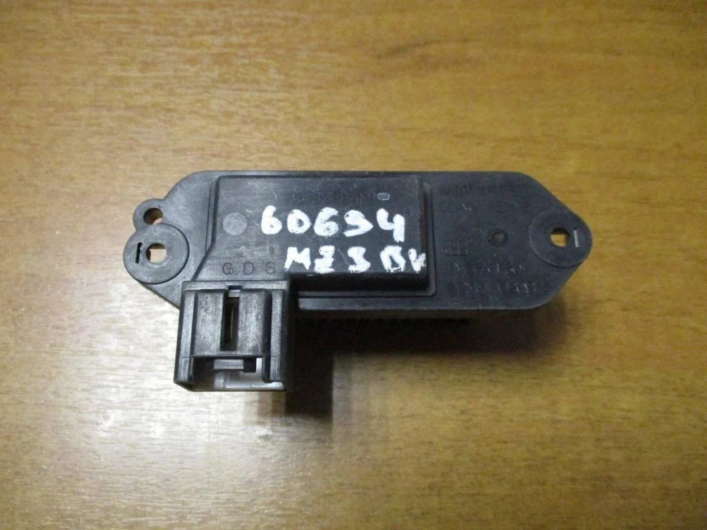 Резистор отопителя Mazda 3 BK