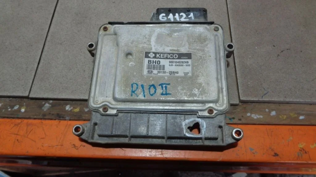 Блок управления двигателем Kia RIO 2 JB