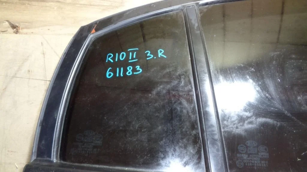 Стекло двери задней правой форточка Kia RIO 2 2010 JB
