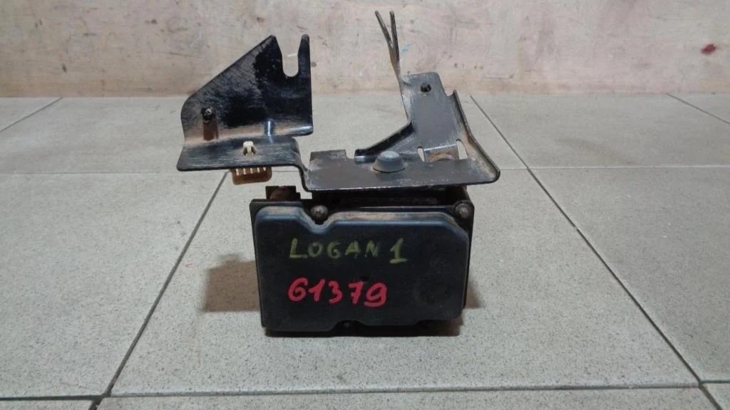 Блок abs Renault Logan 1 L90