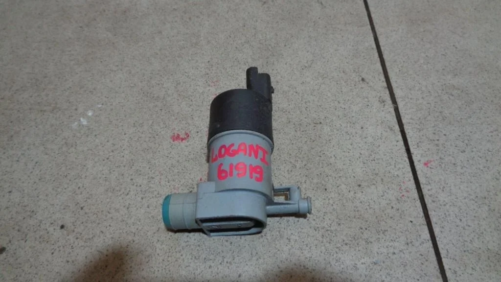 Насос омывателя Renault Logan 1 L90