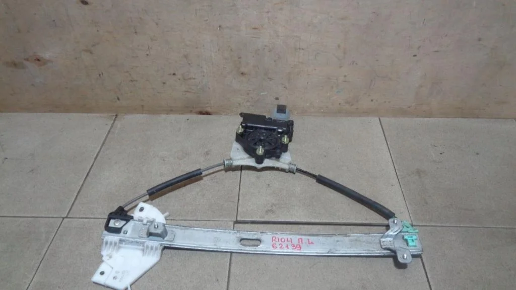 Стеклоподъемник передний левый Kia RIO 4 FB
