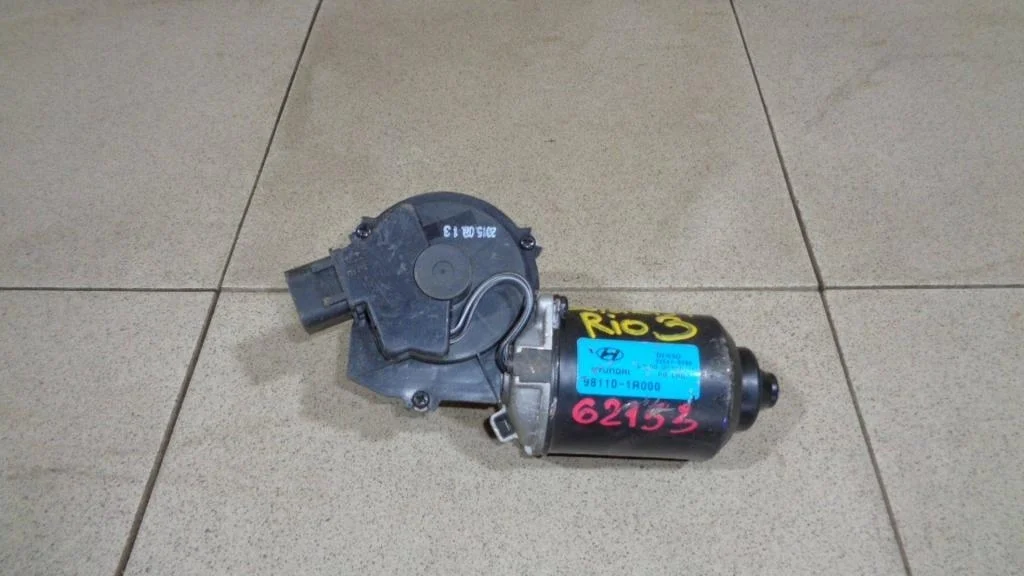 Моторчик дворников передний Kia RIO 3 UB, QB