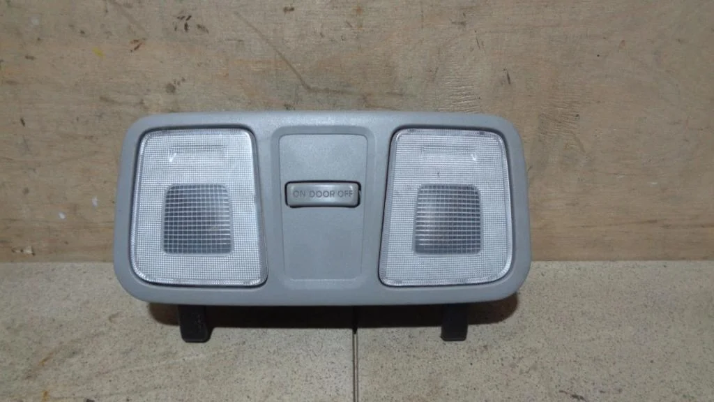 Плафон салонный Kia RIO 3 UB, QB