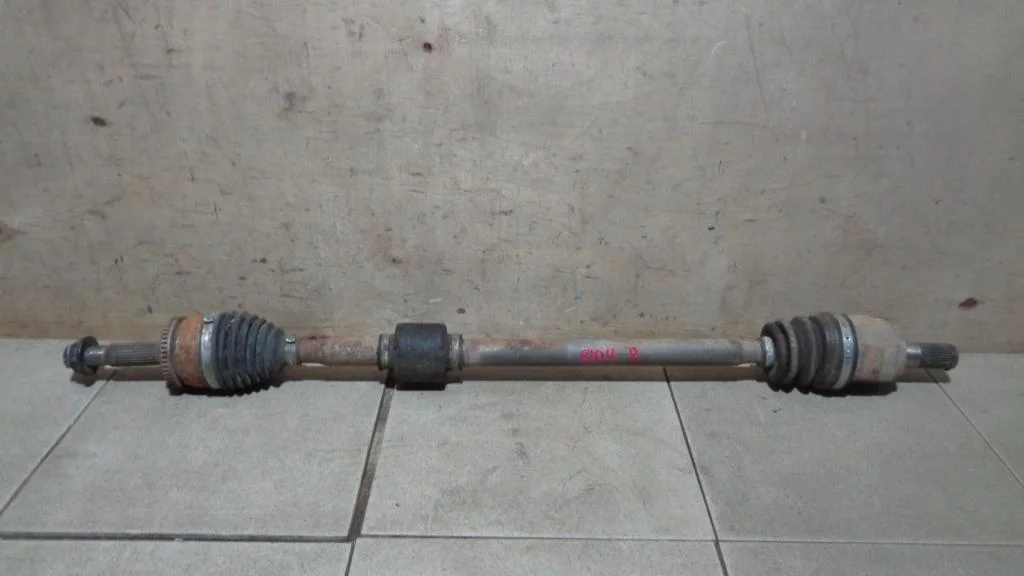 Полуось передняя правая Kia RIO 3 UB, QB