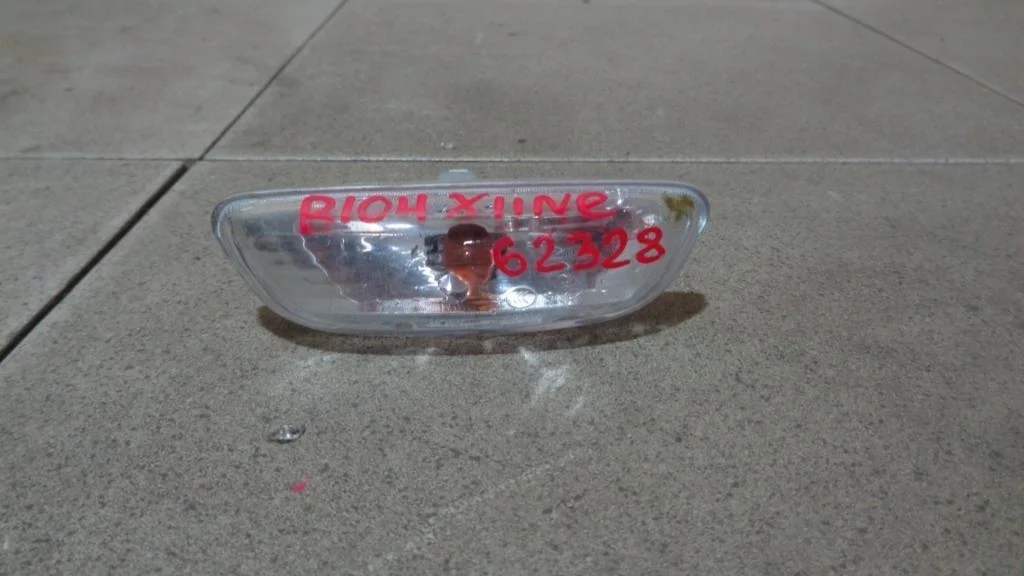 Повторитель на крыло правый Kia RIO X-Line 2018 FB