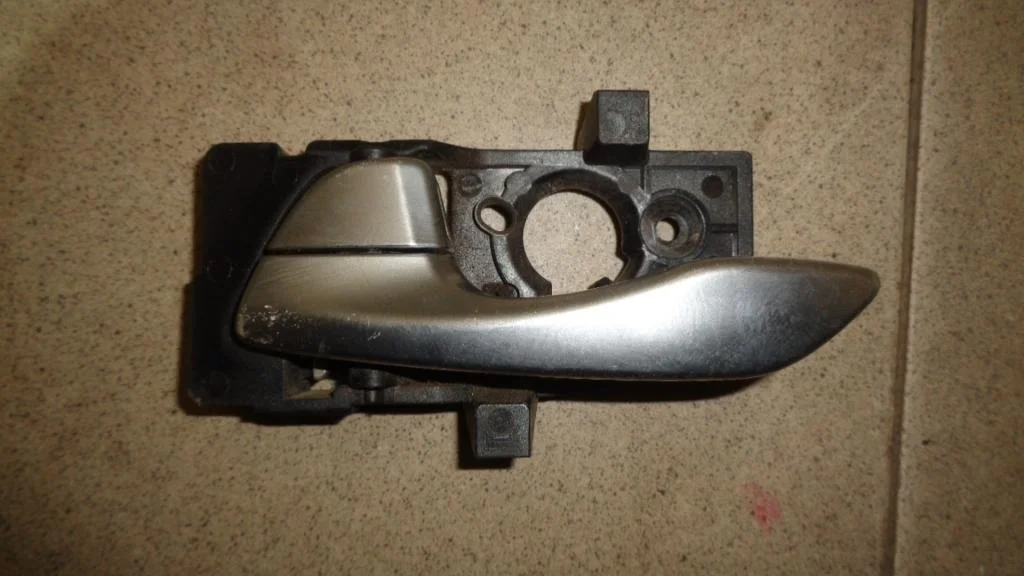 Ручка двери передней внутренняя левая Kia RIO 4 FB