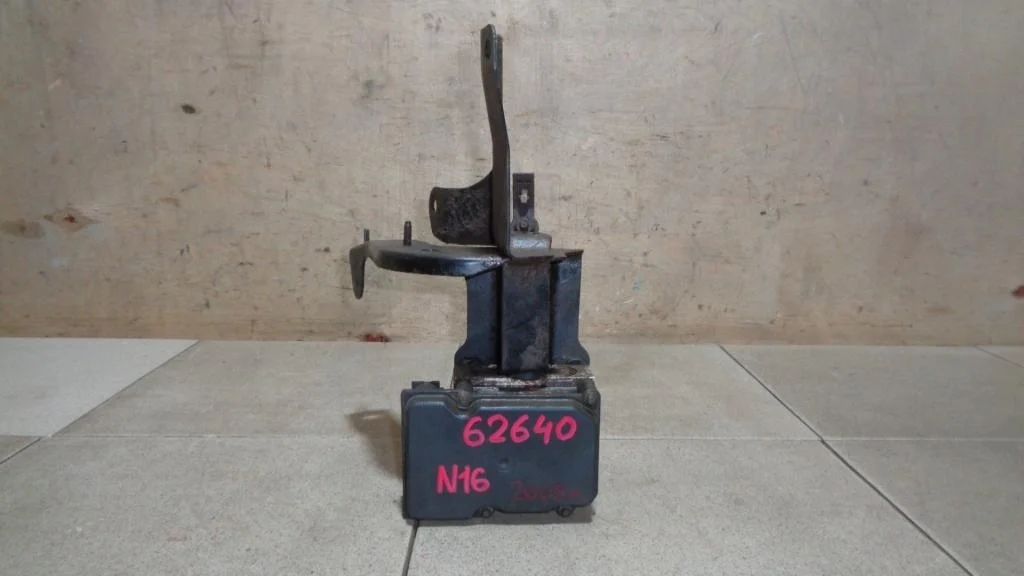 Блок abs Nissan Almera N16