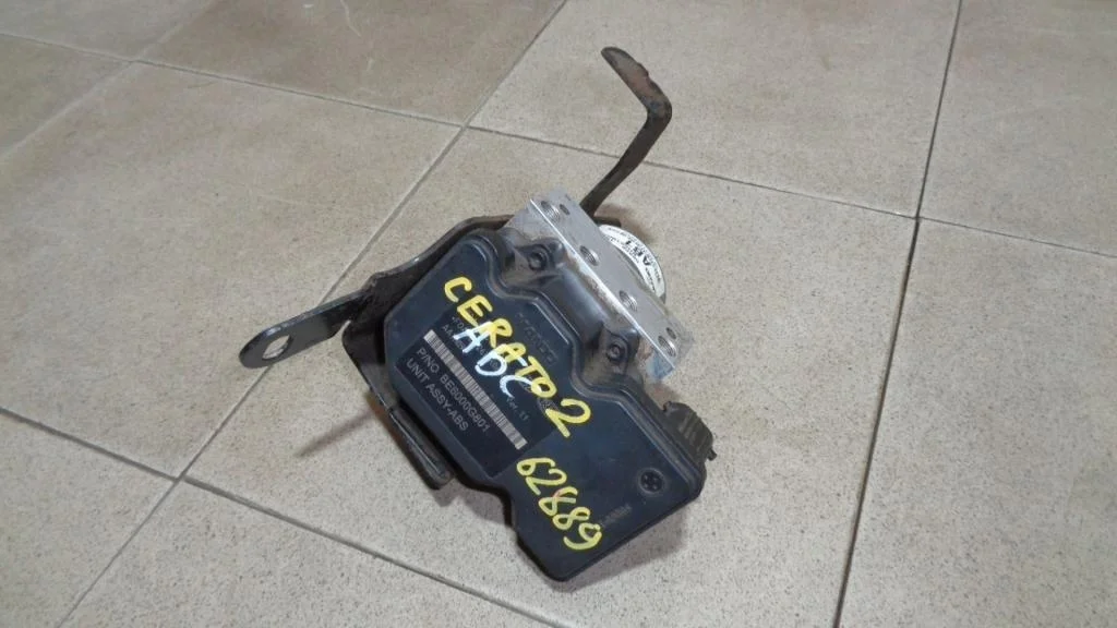 Блок abs Kia Cerato 2 TD