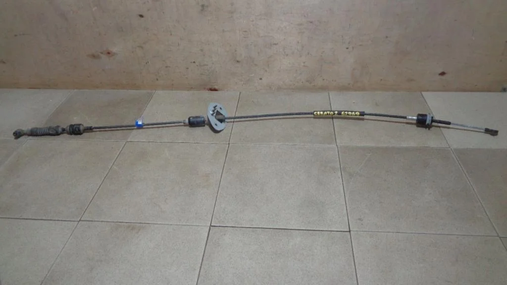 Трос акпп Kia Cerato 2 TD