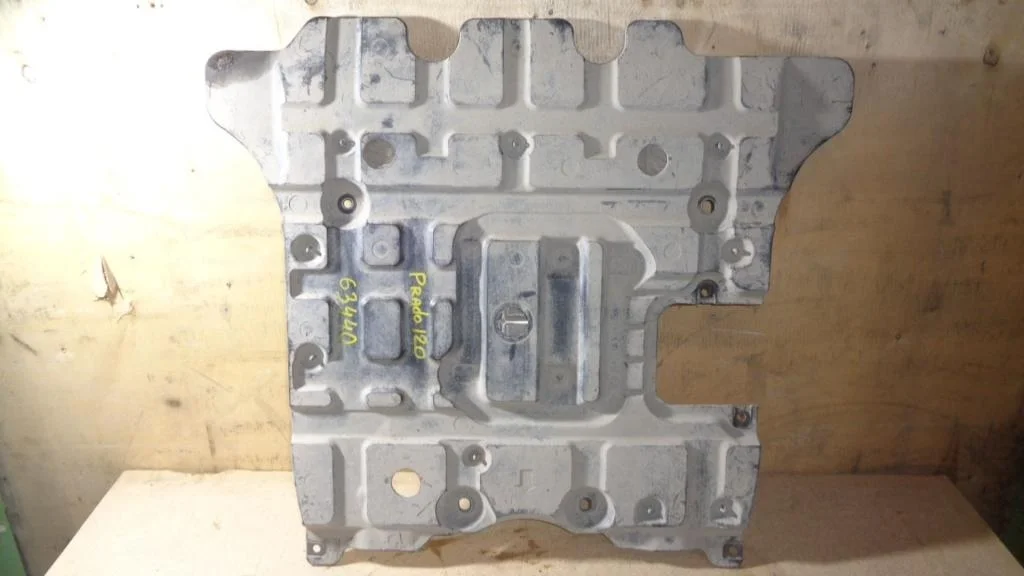 Защита антигравийная Toyota Land Cruiser J200