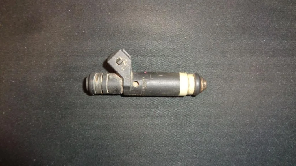 Форсунка топливная Renault Symbol 1