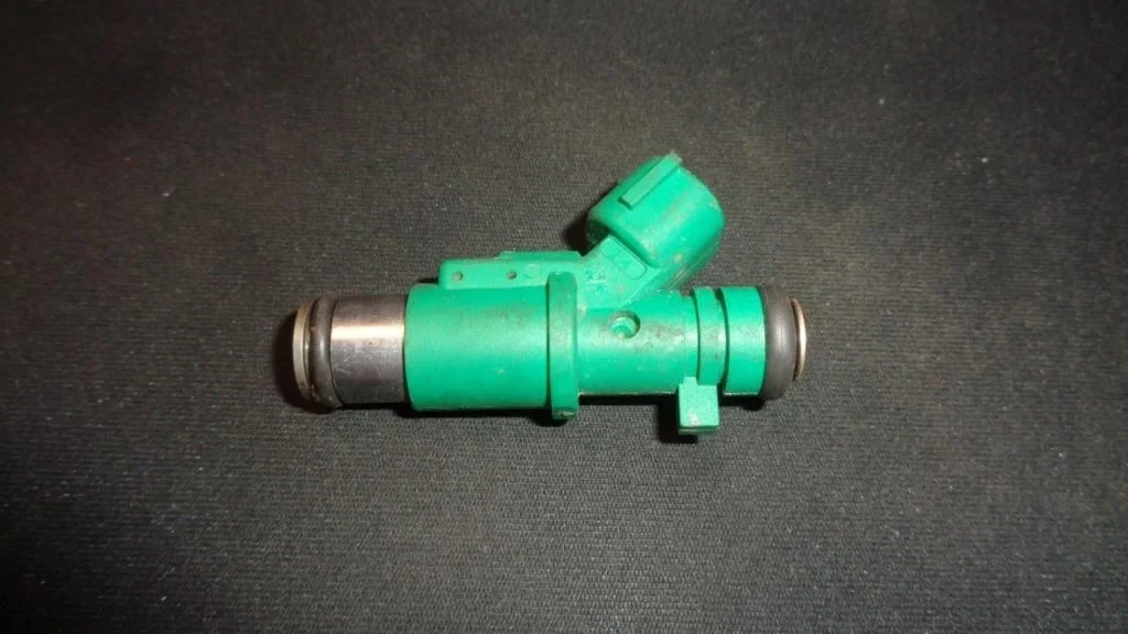 Форсунка топливная Peugeot 207