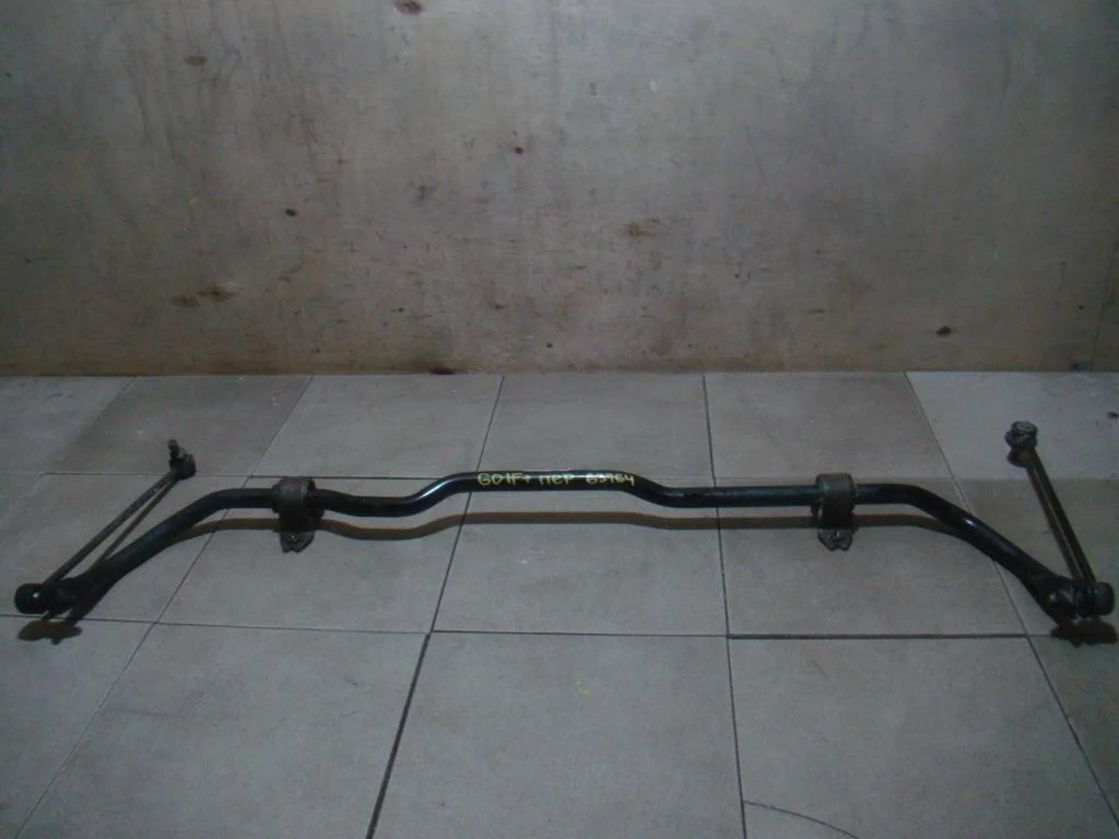 Стабилизатор передний Volkswagen Golf Plus 2011