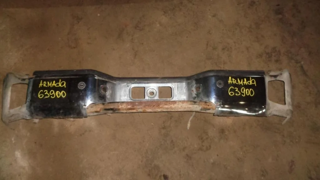 Бампер задний Nissan Armada 2003 TA60