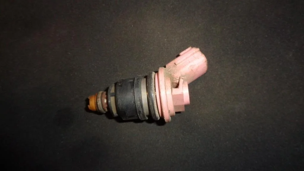 Форсунка топливная Nissan Maxima A32