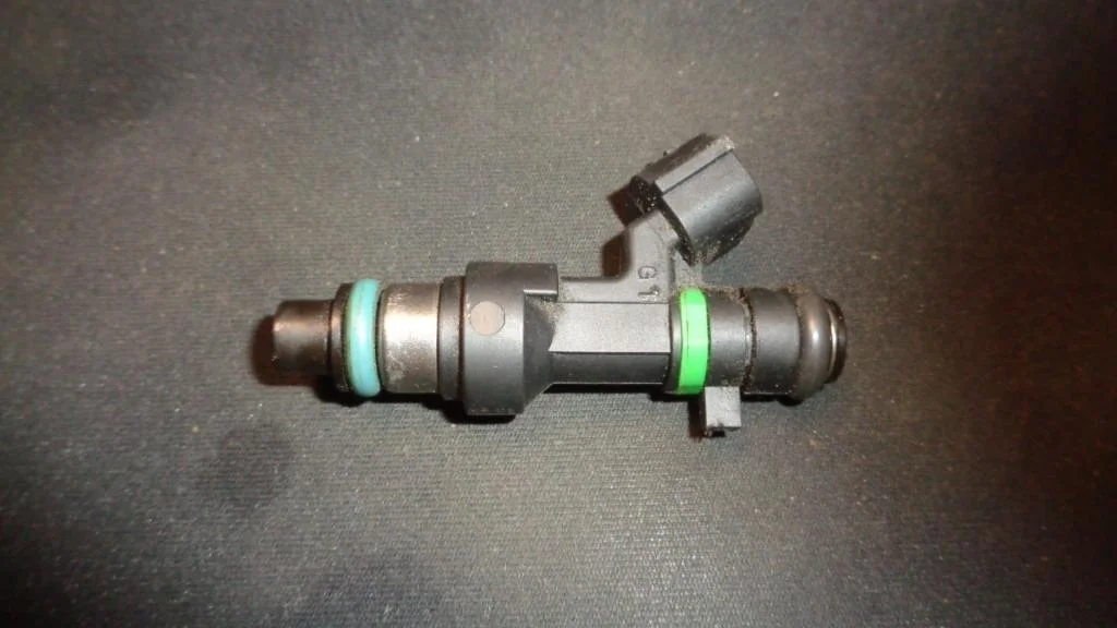 Форсунка топливная Nissan Teana J32