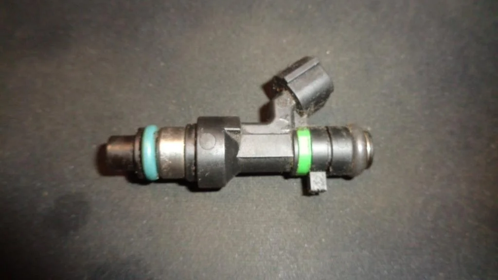 Форсунка топливная Nissan Teana J32