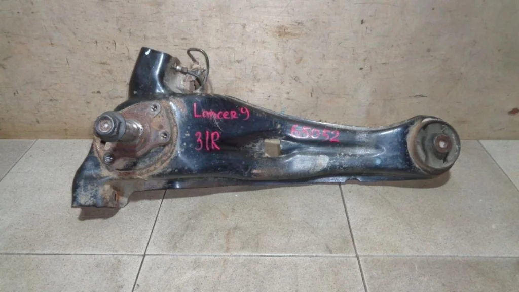 Рычаг задний продольный правый Mitsubishi Lancer 9 CS