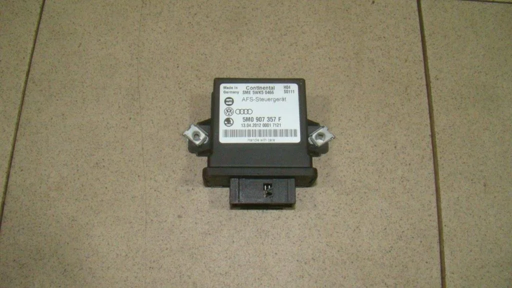 Блок управления светом Volkswagen Tiguan 1 2012 NF