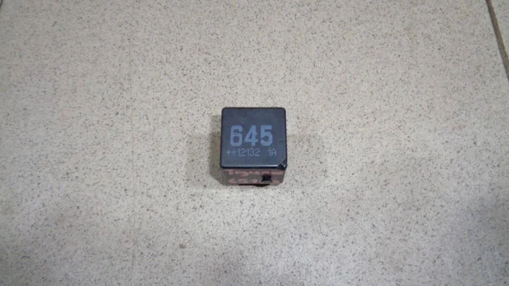 Реле Volkswagen Tiguan 1 2012 NF