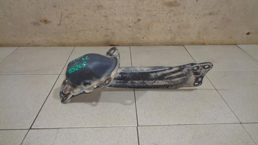 Рычаг задний продольный левый Volkswagen Tiguan 1 2012 NF