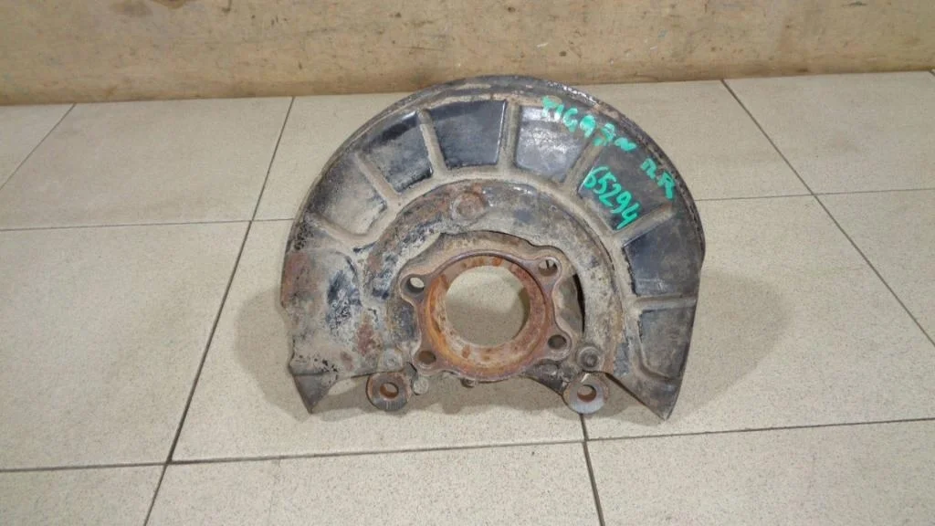 Кулак поворотный передний правый Volkswagen Tiguan 1 2012 NF