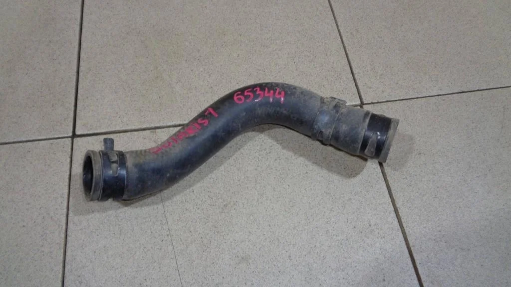 Патрубок радиатора Hyundai Solaris 1 2011 RB