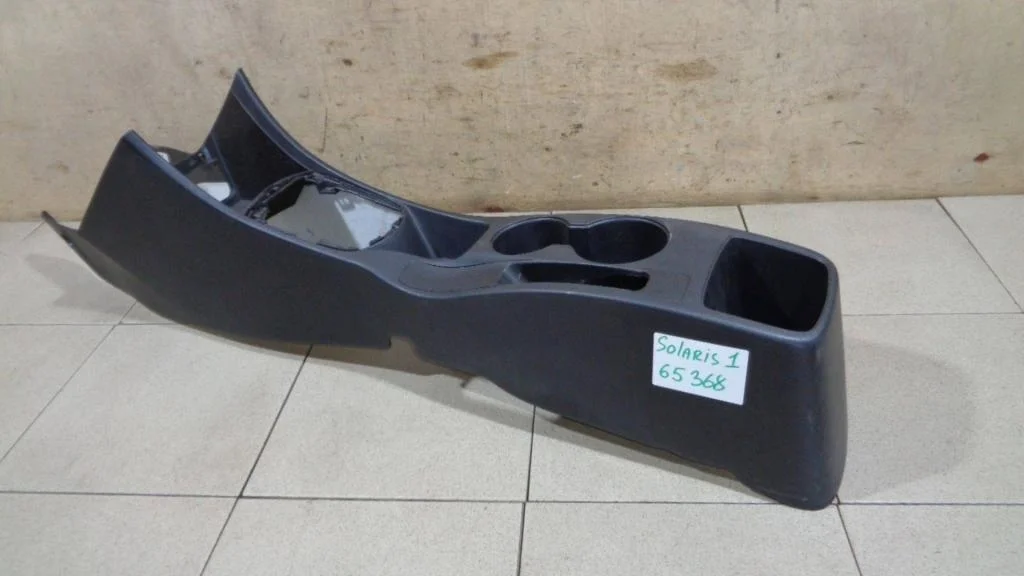 Консоль Hyundai Solaris 1 2011 RB