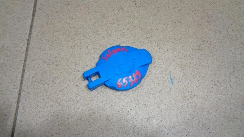 Крышка бачка омывателя Hyundai Solaris 1 2011 RB