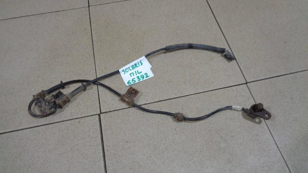 Датчик abs передний левый Hyundai Solaris 1 2011 RB