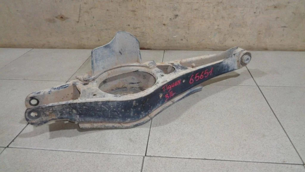 Рычаг задний нижний Volkswagen Tiguan 1 2012 NF