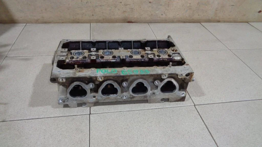 Головка блока Volkswagen Polo 5