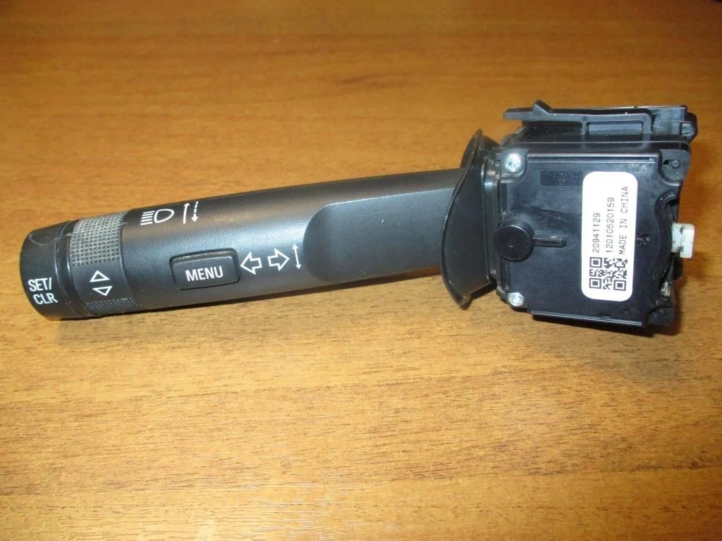 Переключатель поворотов подрулевой Chevrolet Cruze J300