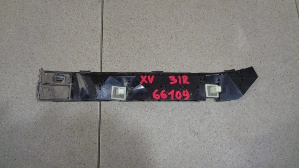 Кронштейн заднего бампера правый Subaru Impreza XV 2011 G12, GE, GH