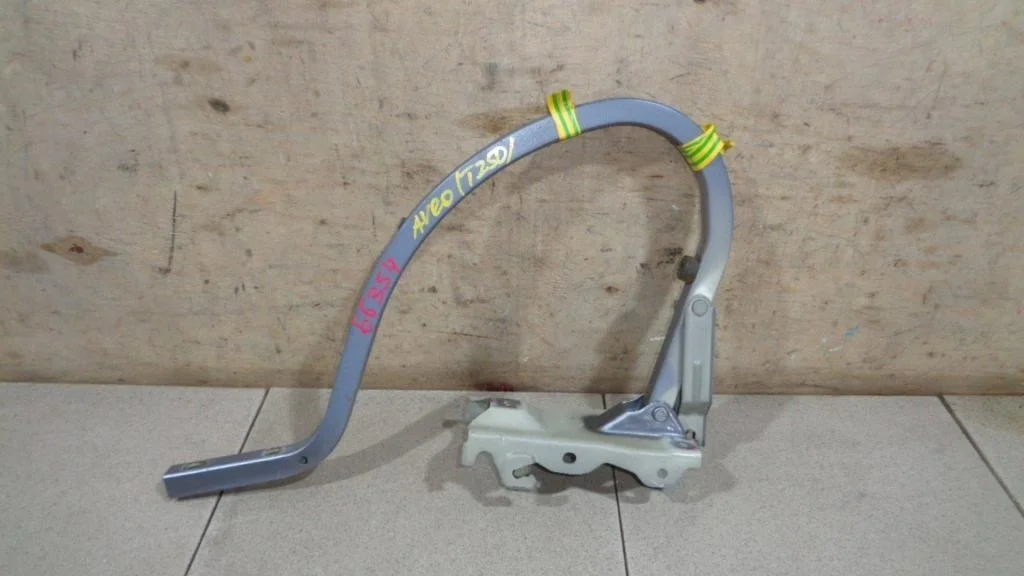 Петля крышки багажника Chevrolet Aveo T250, T255