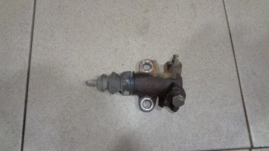 Цилиндр сцепления рабочий Subaru Impreza XV 2011 G12, GE, GH