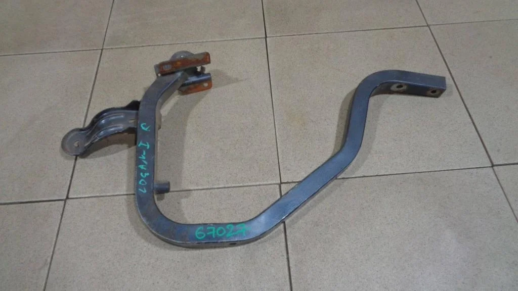 Петля крышки багажника Renault Logan 1 L90