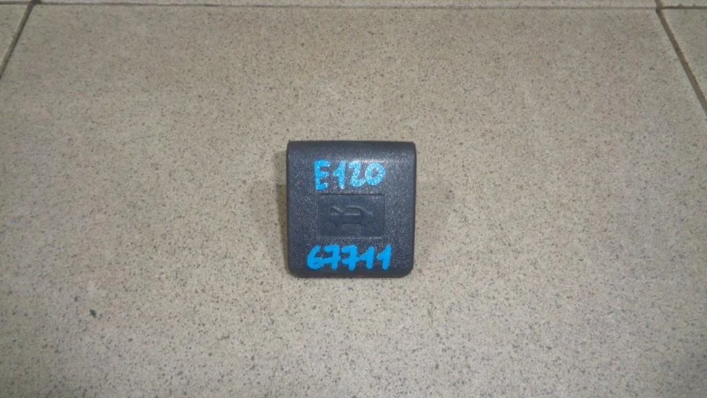 Ручка открывания капота Toyota Corolla 2006 E120