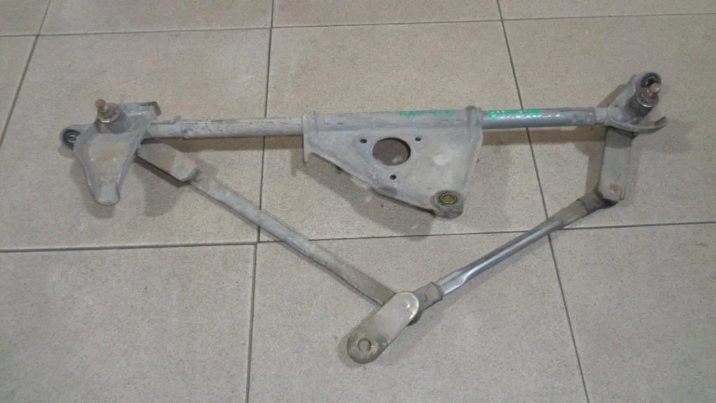 Трапеция дворников Toyota RAV4 A20