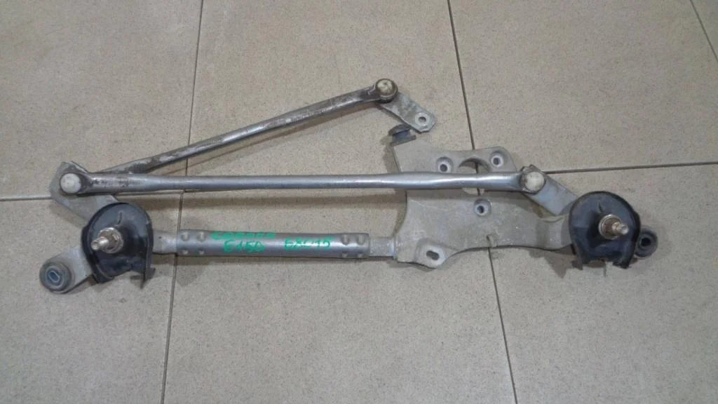Трапеция дворников Toyota Corolla E150