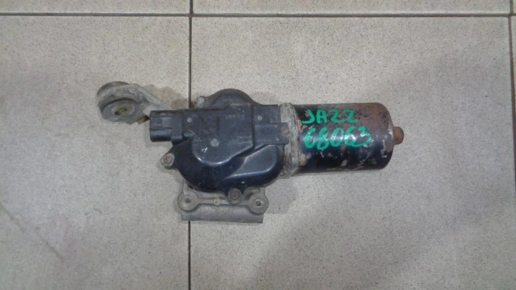 Моторчик дворников передний Honda Jazz GD