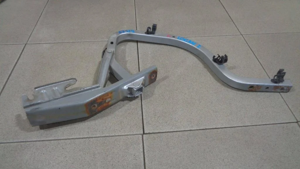 Петля крышки багажника Renault Logan 1 L90