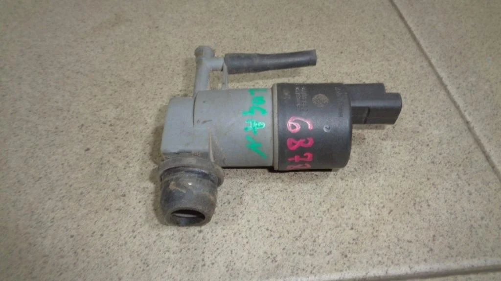 Насос омывателя Renault Logan 1 L90