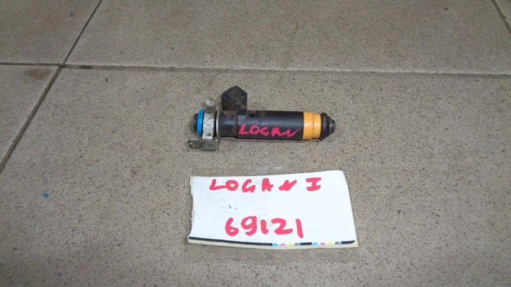 Форсунка топливная Renault Symbol 1