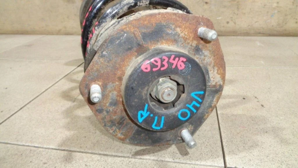 Опора переднего амортизатора Toyota Camry XV40