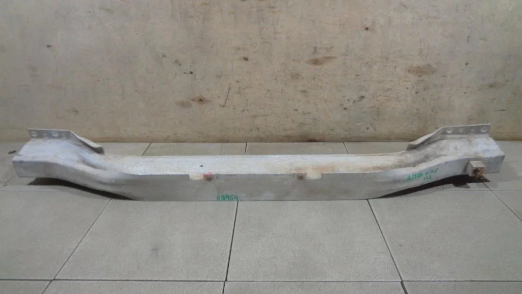 Усилитель заднего бампера Opel Astra 2007 H