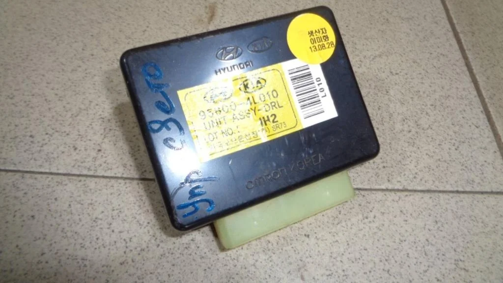 Блок электронный Kia RIO 3 UB, QB