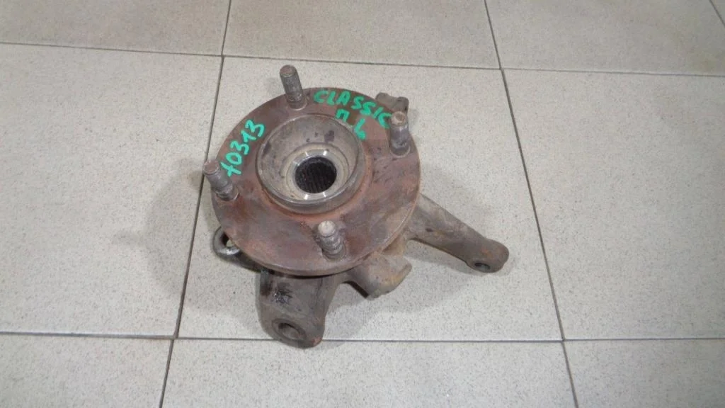 Кулак поворотный передний левый Nissan Almera Classic 2007 B10